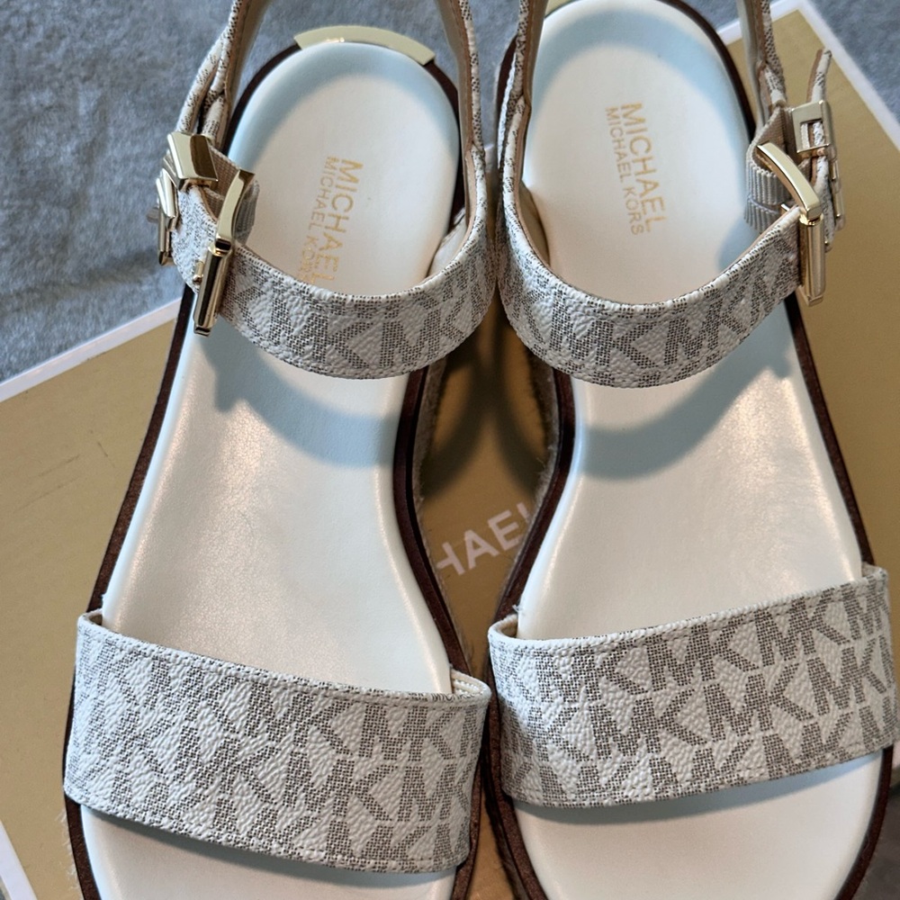 Michael Kors Beige Sandals with Gold Buckle